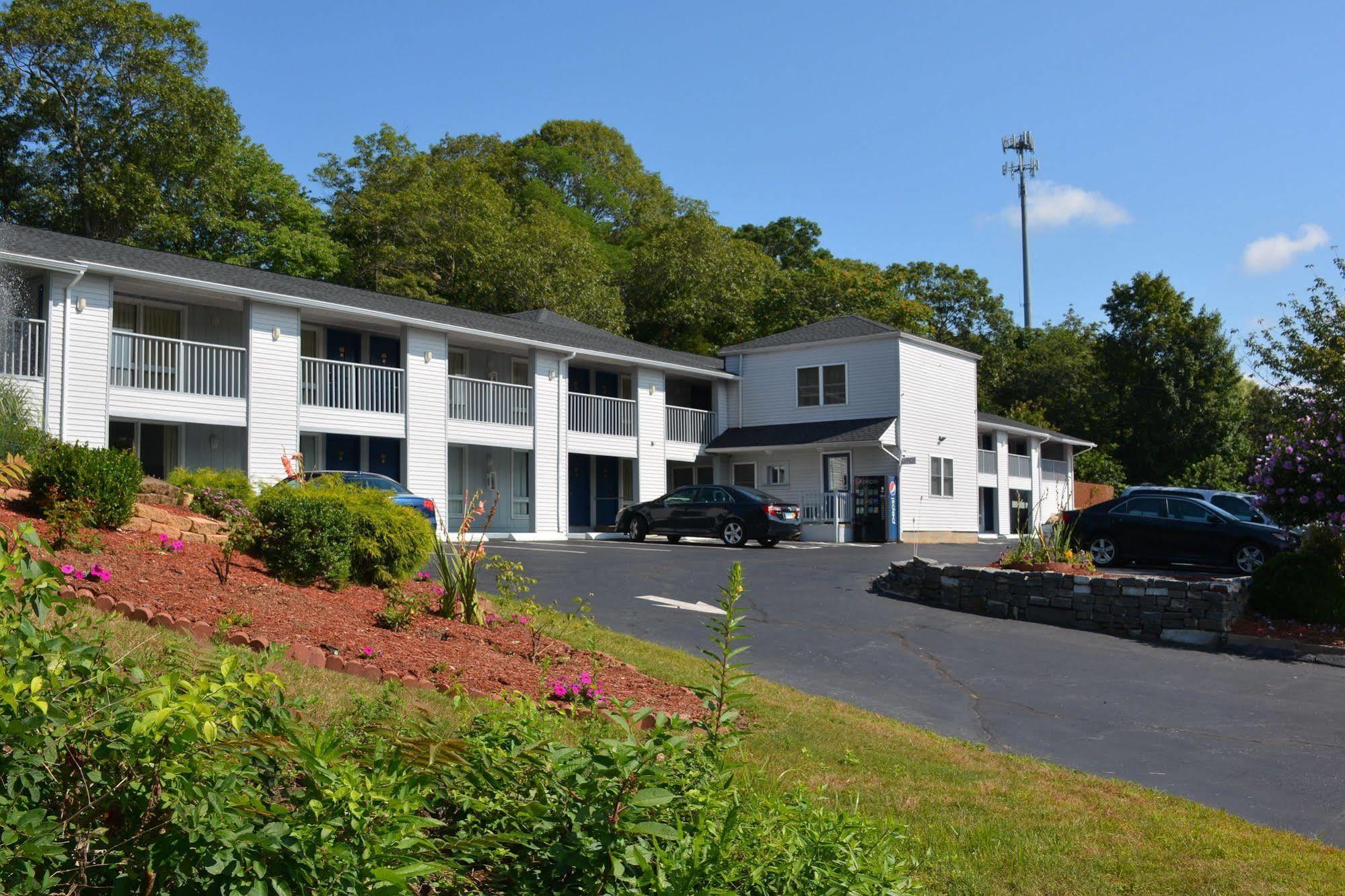 Liberty Inn Old Saybrook Exterior photo